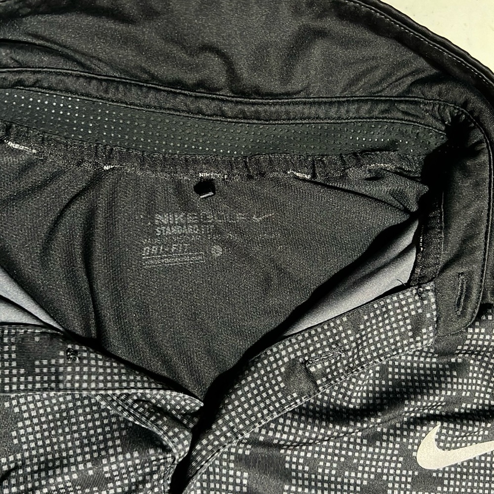 Nike men’s large mikes lemonade drink-fit polo